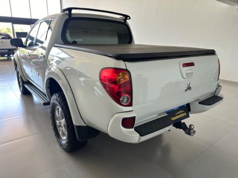 MITSUBISHI L 200 Triton 3.5 V6 HPE 4X4 FLEX CABINE DUPLA AUTOMTICO, Foto 6