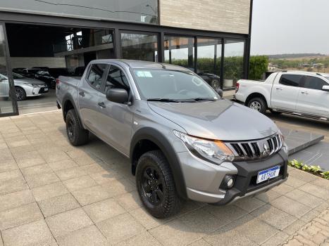 MITSUBISHI L 200 Triton 2.4 16V SPORT GLS CABINE DUPLA TURBO DIESEL, Foto 4