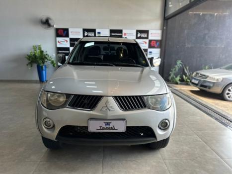 MITSUBISHI L 200 Triton 3.2 16V HPE 4X4 CABINE DUPLA TURBO DIESEL INTERCOOLER AUTOMTICO, Foto 2