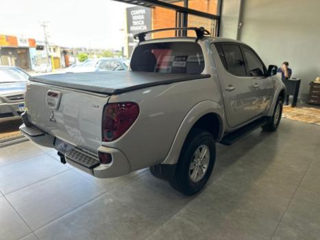 MITSUBISHI L 200 Triton 3.2 16V HPE 4X4 CABINE DUPLA TURBO DIESEL INTERCOOLER AUTOMTICO, Foto 4