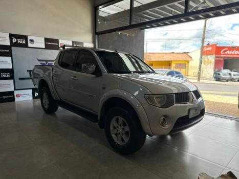 MITSUBISHI L 200 Triton 3.2 16V HPE 4X4 CABINE DUPLA TURBO DIESEL INTERCOOLER AUTOMTICO, Foto 15