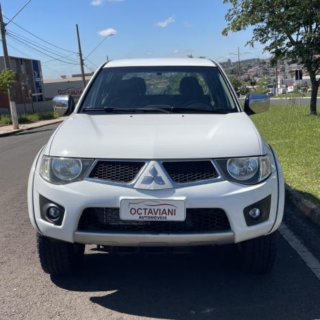 MITSUBISHI L 200 Triton 3.2 16V HPE 4X4 CABINE DUPLA TURBO DIESEL INTERCOOLER, Foto 3