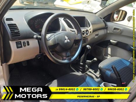 MITSUBISHI L 200 Triton 3.2 16V GLX 4X4 CABINE DUPLA TURBO DIESEL INTERCOOLER, Foto 3