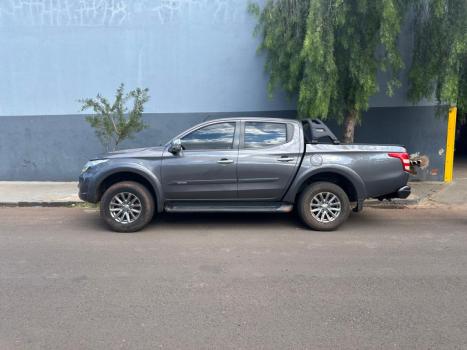 MITSUBISHI L 200 Triton 2.4 16V SPORT HPE-S 4X4 CABINE DUPLA TURBO DIESEL AUTOMTICO, Foto 2