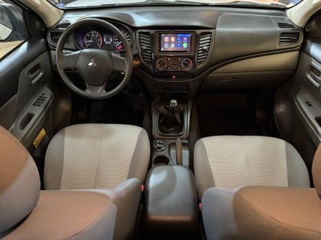 MITSUBISHI L 200 Triton 2.4 16V SPORT GLX 4X4 CABINE DUPLA TURBO DIESEL, Foto 15