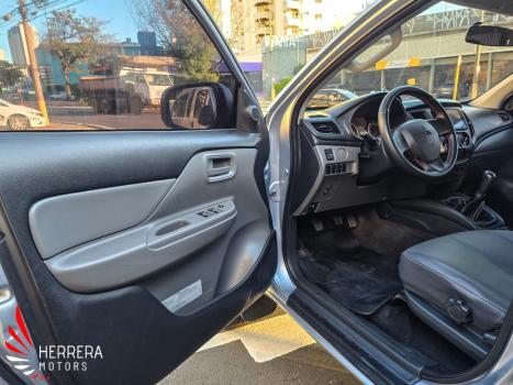 MITSUBISHI L 200 Triton 2.4 16V SPORT GL CABINE DUPLA TURBO DIESEL, Foto 8
