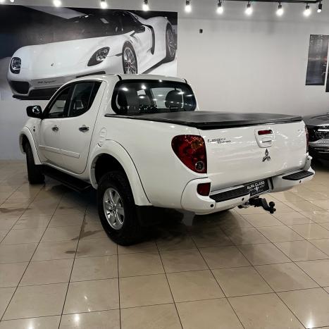 MITSUBISHI L 200 Triton 3.2 16V XB 4X4 CABINE DUPLA TURBO DIESEL INTERCOOLER, Foto 4
