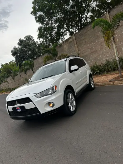 MITSUBISHI Outlander 2.0 16V 4P AUTOMTICO, Foto 2