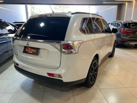 MITSUBISHI Outlander 2.0 16V 4P AUTOMTICO, Foto 5