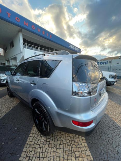 MITSUBISHI Outlander 2.0 16V 4P AUTOMTICO, Foto 3