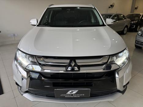 MITSUBISHI Outlander 3.0 V6 24V 4P GT 4X4 AUTOMTICO, Foto 4