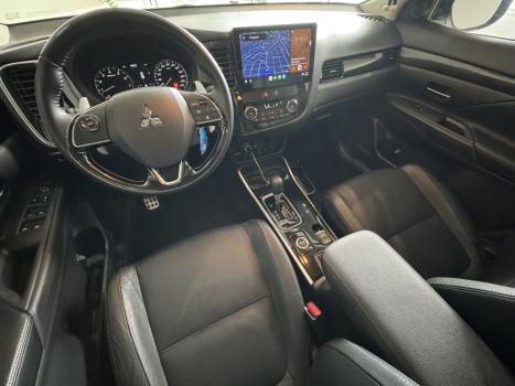MITSUBISHI Outlander 3.0 V6 24V 4P GT 4X4 AUTOMTICO, Foto 9