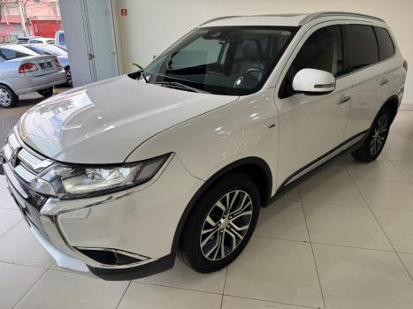 MITSUBISHI Outlander 3.0 V6 24V 4P GT 4X4 AUTOMTICO, Foto 10