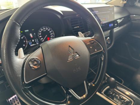 MITSUBISHI Outlander 3.0 V6 24V 4P GT 4X4 AUTOMTICO, Foto 13