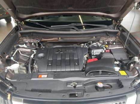 MITSUBISHI Outlander 2.2 16V 4P 4X4 HPE-S AWD DIESEL AUTOMTICO, Foto 9