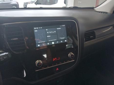 MITSUBISHI Outlander 2.2 16V 4P 4X4 HPE-S AWD DIESEL AUTOMTICO, Foto 14