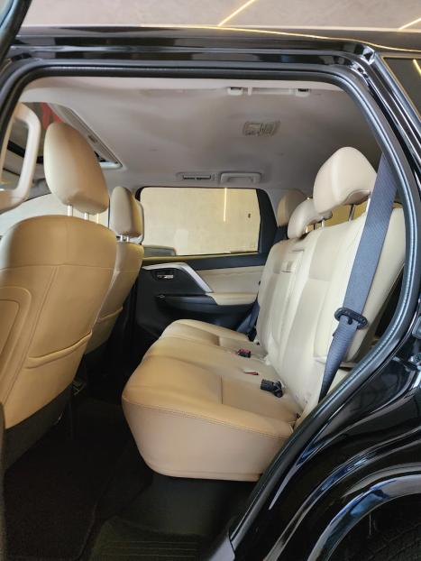MITSUBISHI Pajero 2.5 4P HD 4X4 TURBO DIESEL INTERCOOLER, Foto 7