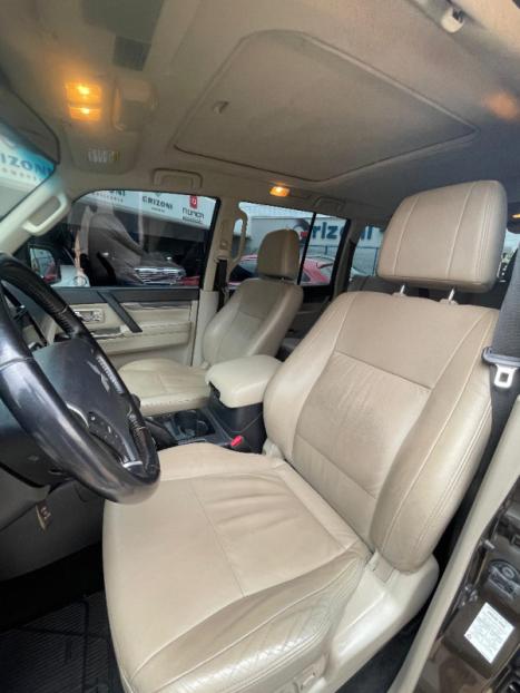 MITSUBISHI Pajero 3.2 16V 4P 4X4 7 LUGARES HPE TURBO DIESEL INTERCOOLER AUTOMTICO, Foto 7