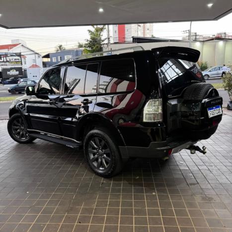 MITSUBISHI Pajero Full 3.2 16V 4P HPE 4X4 TURBO DIESEL AUTOMTICO, Foto 6