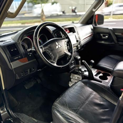 MITSUBISHI Pajero Full 3.2 16V 4P HPE 4X4 TURBO DIESEL AUTOMTICO, Foto 9