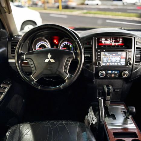 MITSUBISHI Pajero Full 3.2 16V 4P HPE 4X4 TURBO DIESEL AUTOMTICO, Foto 14