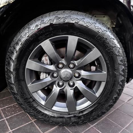 MITSUBISHI Pajero Full 3.2 16V 4P HPE 4X4 TURBO DIESEL AUTOMTICO, Foto 17