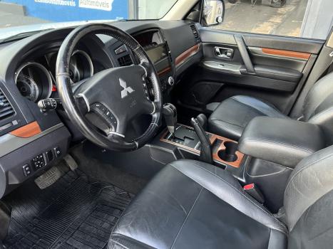 MITSUBISHI Pajero Full 3.2 16V HPE 4X4 TURBO DIESEL INTERCOOLER AUTOMTICO, Foto 8