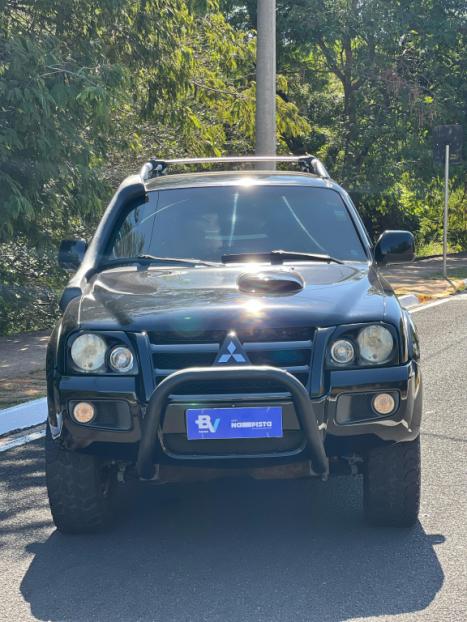 MITSUBISHI Pajero Sport 3.0 V6 24V 4P 4X4 GLS AUTOMTICO, Foto 2
