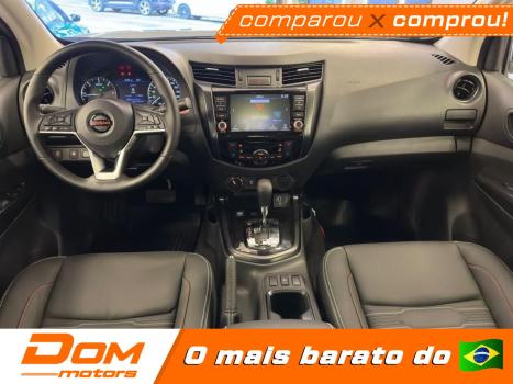 NISSAN Frontier 2.3 16V PRO4X CABINE DUPLA 4X4 BI-TURBO DIESEL AUTOMTICO, Foto 3