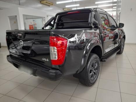 NISSAN Frontier 2.3 ATTACK CABINE DUPLA 4X4 BI-TURBO DIESEL AUTOMTICO, Foto 3