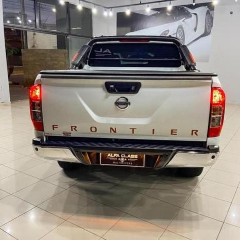 NISSAN Frontier 2.3 X-GEAR EDITION CABINE DUPLA 4X4 BI-TURBO DIESEL AUTOMTICO, Foto 5