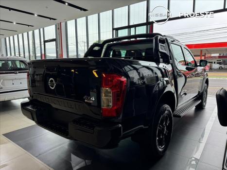 NISSAN Frontier 2.3 ATTACK CABINE DUPLA 4X4 BI-TURBO DIESEL AUTOMTICO, Foto 4