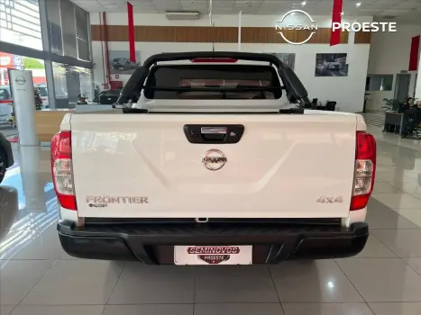 NISSAN Frontier 2.3 ATTACK CABINE DUPLA 4X4 BI-TURBO DIESEL AUTOMTICO, Foto 5