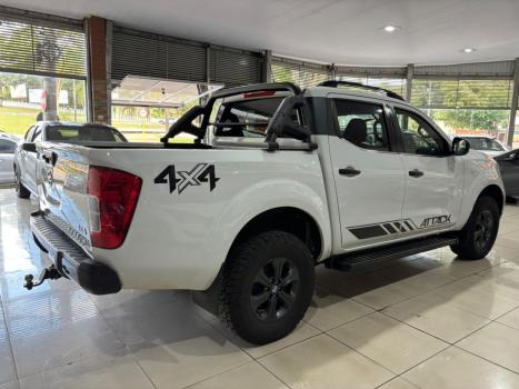 NISSAN Frontier 2.3 ATTACK CABINE DUPLA 4X4 BI-TURBO DIESEL AUTOMTICO, Foto 4