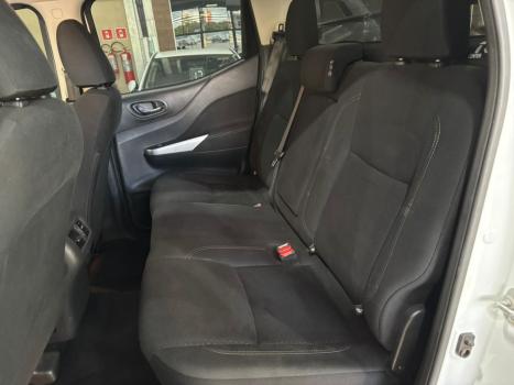 NISSAN Frontier 2.3 ATTACK CABINE DUPLA 4X4 BI-TURBO DIESEL AUTOMTICO, Foto 11