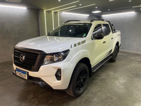 NISSAN Frontier 2.3 ATTACK CABINE DUPLA 4X4 BI-TURBO DIESEL AUTOMTICO, Foto 3