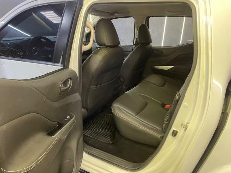 NISSAN Frontier 2.3 ATTACK CABINE DUPLA 4X4 BI-TURBO DIESEL AUTOMTICO, Foto 12