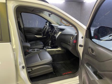 NISSAN Frontier 2.3 ATTACK CABINE DUPLA 4X4 BI-TURBO DIESEL AUTOMTICO, Foto 13