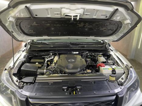 NISSAN Frontier 2.3 ATTACK CABINE DUPLA 4X4 BI-TURBO DIESEL AUTOMTICO, Foto 14