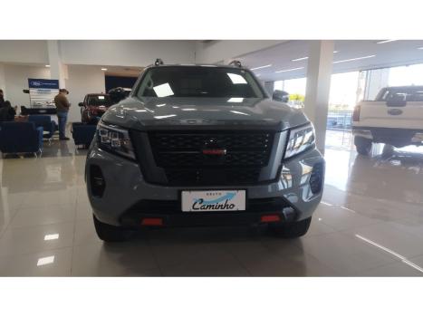 NISSAN Frontier 2.3 16V PRO4X CABINE DUPLA 4X4 BI-TURBO DIESEL AUTOMTICO, Foto 2