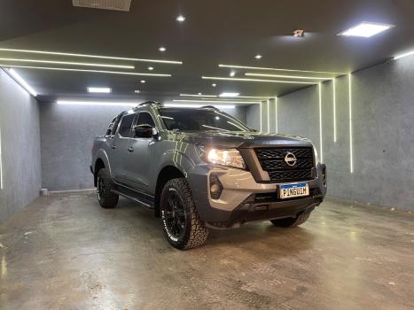 NISSAN Frontier 2.3 ATTACK CABINE DUPLA 4X4 BI-TURBO DIESEL AUTOMTICO, Foto 4