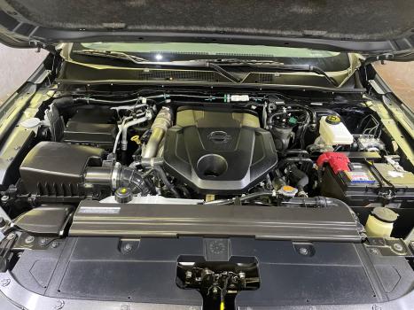 NISSAN Frontier 2.3 ATTACK CABINE DUPLA 4X4 BI-TURBO DIESEL AUTOMTICO, Foto 16