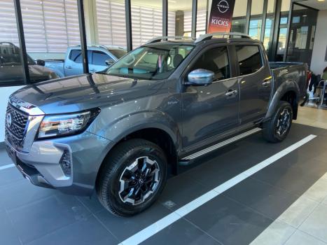 NISSAN Frontier 2.3 16V PLATINUM CABINE DUPLA 4X4 BI-TURBO DIESEL AUTOMTICO, Foto 4