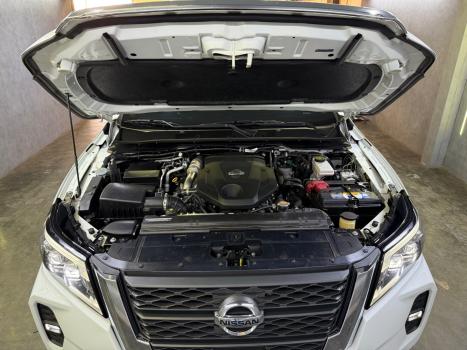 NISSAN Frontier 2.3 16V PLATINUM CABINE DUPLA 4X4 BI-TURBO DIESEL AUTOMTICO, Foto 11
