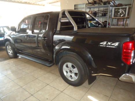 NISSAN Frontier 2.5 XE 4X4 TURBO DIESEL CABINE DUPLA, Foto 5