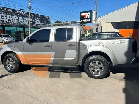 NISSAN Frontier 2.5 16V 4X4 SV ATTACK TURBO DIESEL CABINE DUPLA, Foto 4