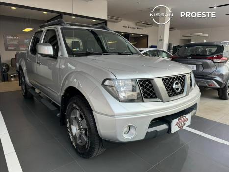 NISSAN Frontier 2.5 SE 4X4 ATTACK TURBO DIESEL CABINE DUPLA, Foto 1