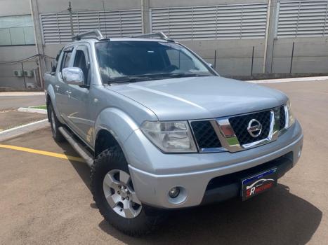 NISSAN Frontier 2.5 4X4 LE CABINE DUPLA TURBO DIESEL AUTOMTICO, Foto 2