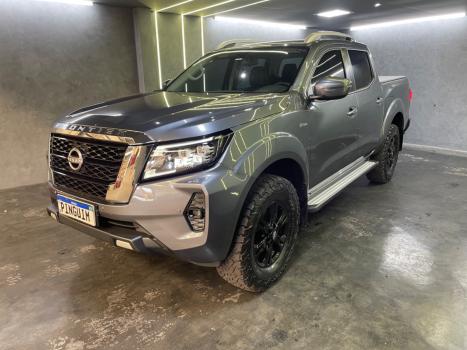 NISSAN Frontier 2.5 XE 4X4 TURBO DIESEL CABINE DUPLA, Foto 2