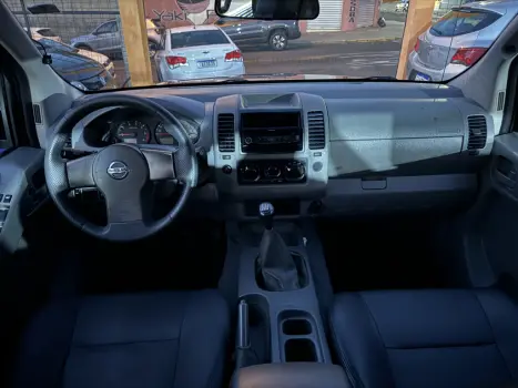 NISSAN Frontier 2.5 XE TURBO DIESEL CABINE DUPLA, Foto 7